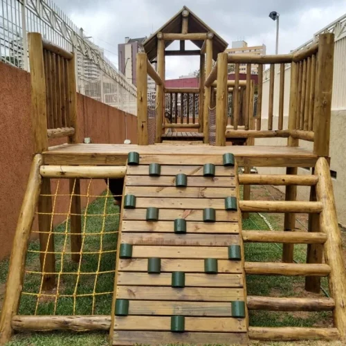 Playground em Curitiba - Madera Brasil
