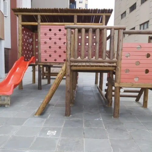 Playground em Curitiba - Madera Brasil