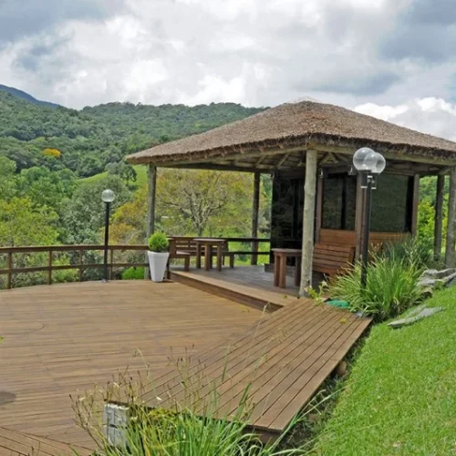 Quiosques de Madeira em Curitiba - Madera Brasil